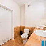 New Town Spacious Apartament *