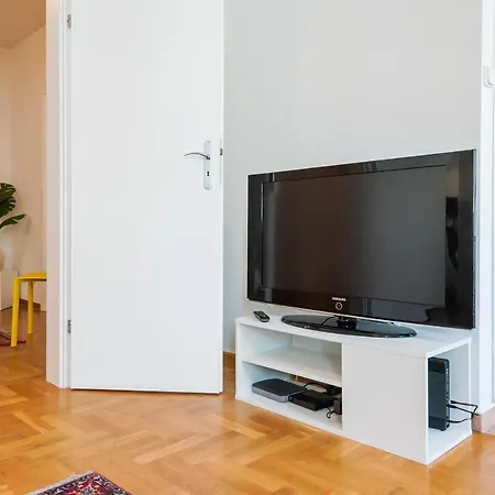 New Town Spacious * Varsó