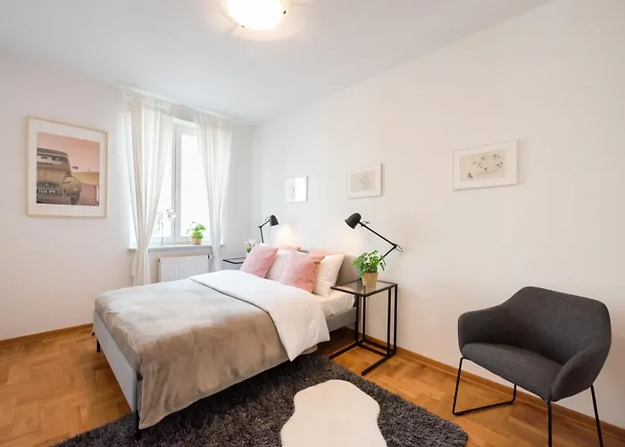 New Town Spacious Apartman Varsó